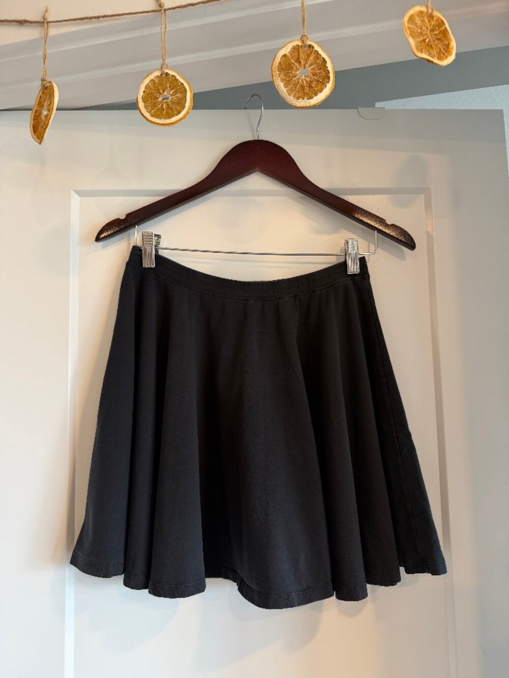 Aritzia Talula Skater Skirt